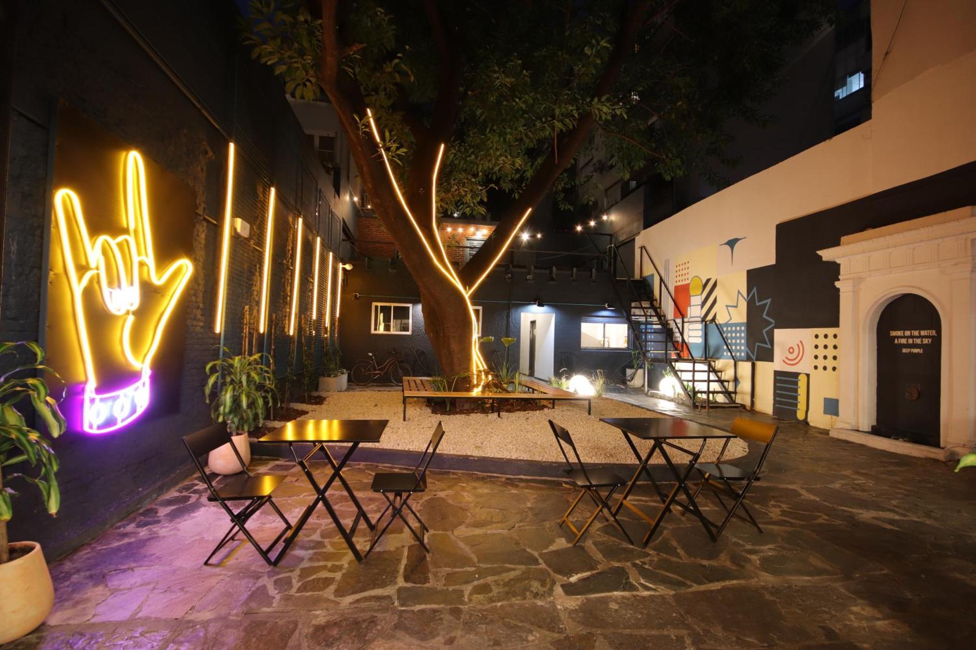 Play Hostel Garden Buenos Aires Eksteriør billede