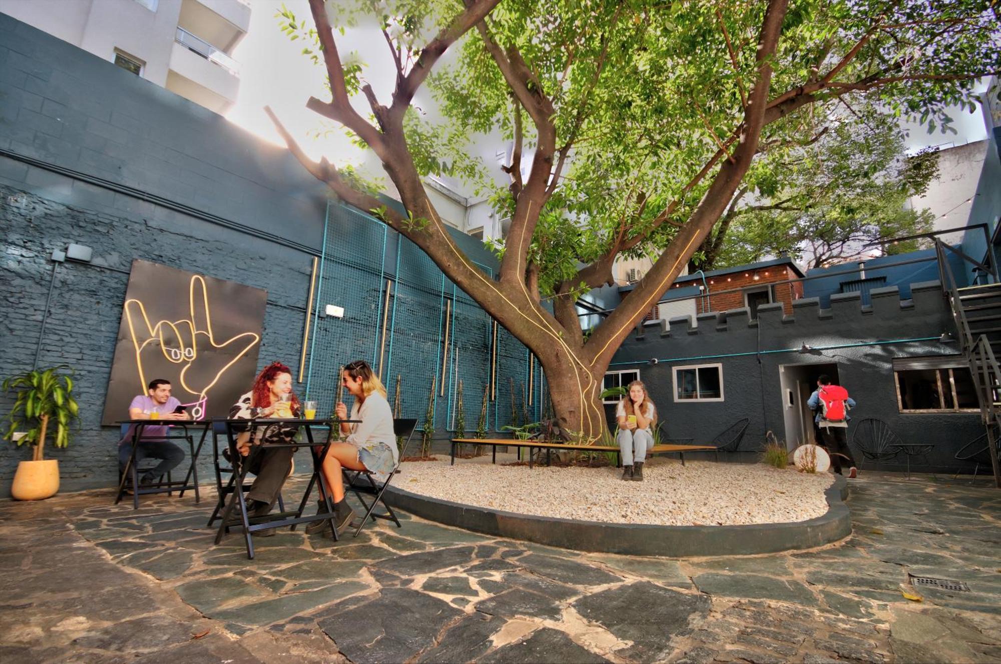 Play Hostel Garden Buenos Aires Eksteriør billede